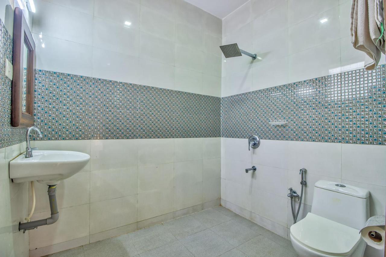 Beach Doorz Hotel Baga Exterior foto