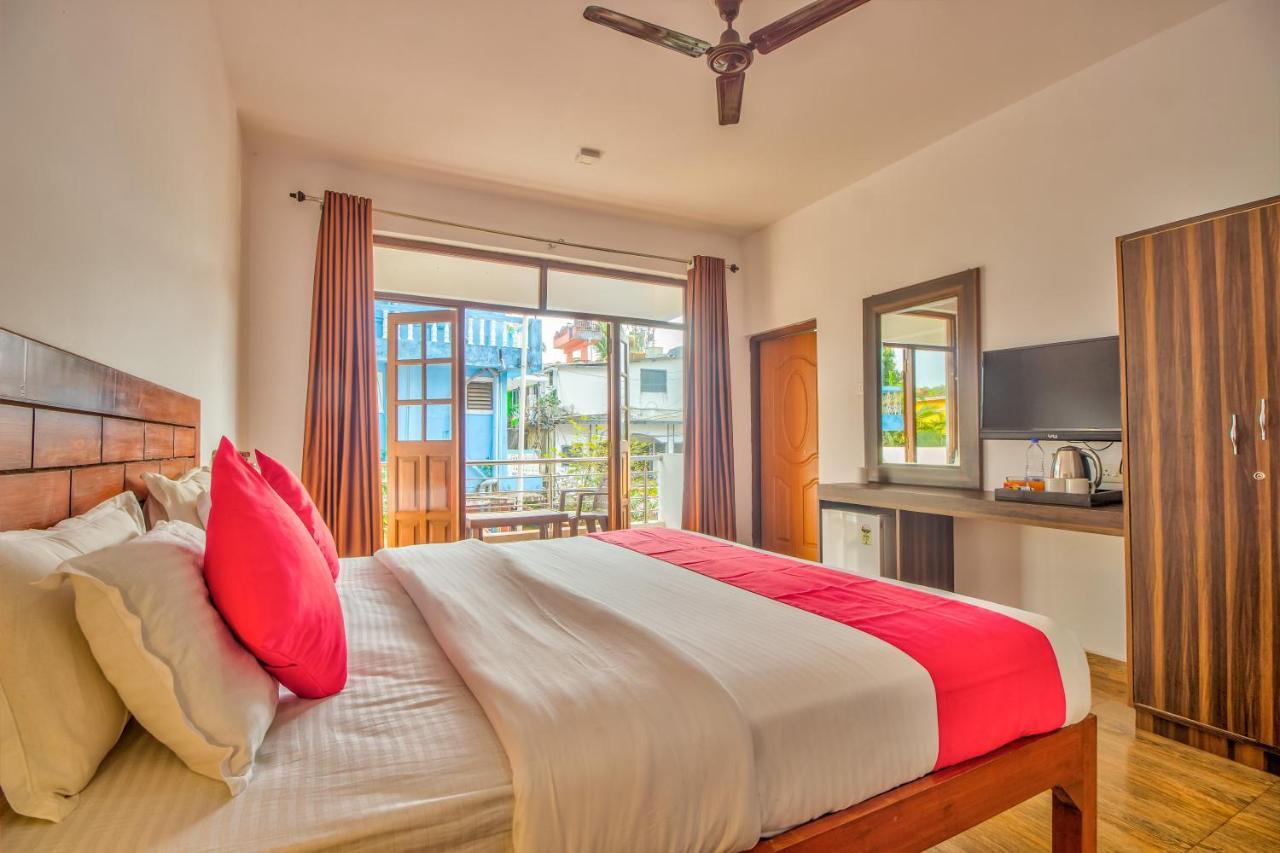 Beach Doorz Hotel Baga Exterior foto