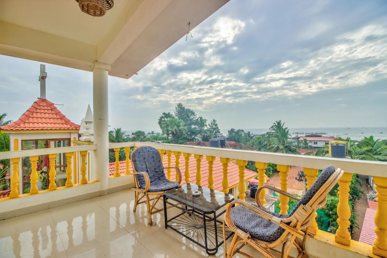 Beach Doorz Hotel Baga Exterior foto
